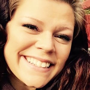 Meet your Posher, Nikki